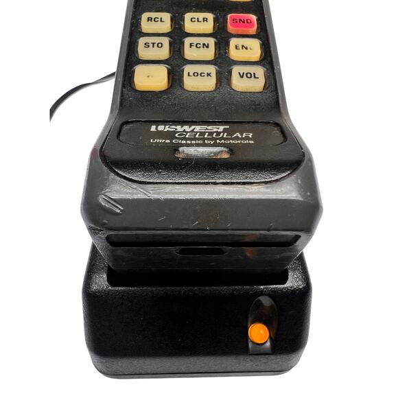 Vintage Motorola Ultra Classic Cell Phone-USWEST-Mobile Brick Phone leather case - Picture 8 of 9